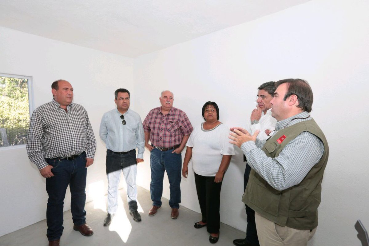 rubenmoreiravdz's tweet photo. #Torreón. Hoy entregamos acciones de vivienda. En 6 años 112 mil beneficiarios en #CoahuilaElOrgulloDelNorte https://t.co/GJB9kllH7f