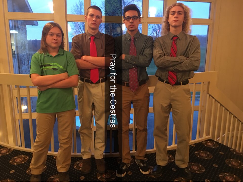 zachwthompson10's tweet photo. Everybody pray for Ben and his family #keeprippin https://t.co/ClmM1f44ZG
