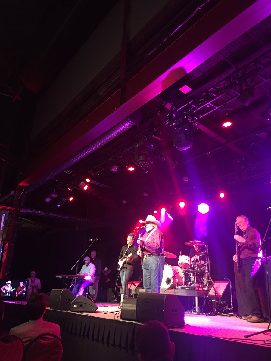 MW55's tweet photo. Heck yes ! @CharlieDaniels https://t.co/8WYK1sYCfJ