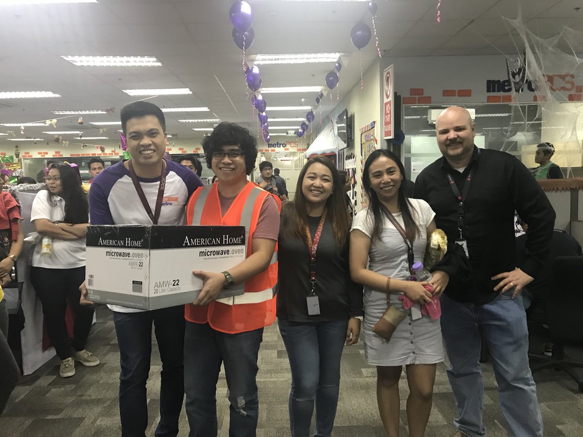 JaysonArabe's tweet photo. Work hard, stay positive, and get up early. It’s the best part of the day.  #aoyinaction #treatortrick @Greg_MPCS  @Josie_MPCS https://t.co/NBF1WAbheq