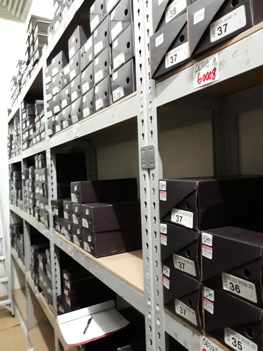 adam_af06's tweet photo. As usual before ending of month.. #StockTake #CheckStock #Audit #Sembonia https://t.co/5KKbAh8NvY
