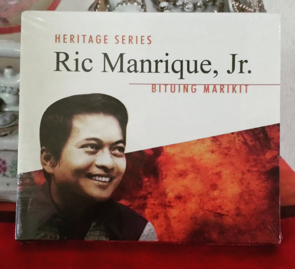 EnsuriErykah's tweet photo. #heritageseries #ricmanrique #ricmanriquejr #bituingmarikit #haringkundiman #kingofkundiman https://t.co/oUwtSlqYq2