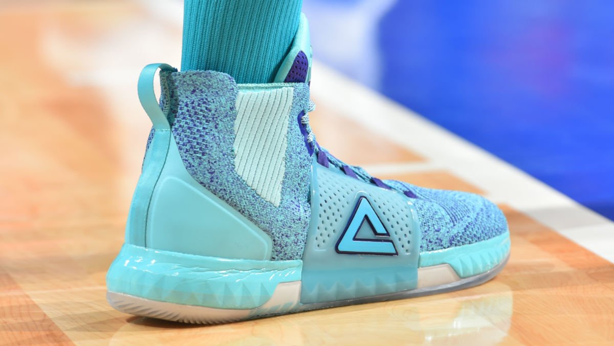 SoleWatch: DwightHoward wearing the PEAK DH3. | SoleCollector.com ...