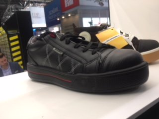 oxwork_com's tweet photo. La marque #Maxguard arrivera d'ici 3 mois chez @oxwork_com
#Basketsdesécurité https://t.co/5nrnwr5tBD