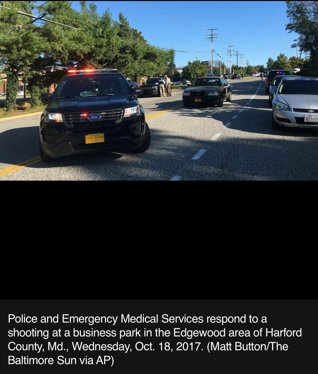 PSLVLLC's tweet photo. Stay alert and aware of your surroundings #PersonalSpace #PersonalProtection #lookButDontTouch #celebrity #Armoredtransportation https://t.co/wPv5zXAgiQ
