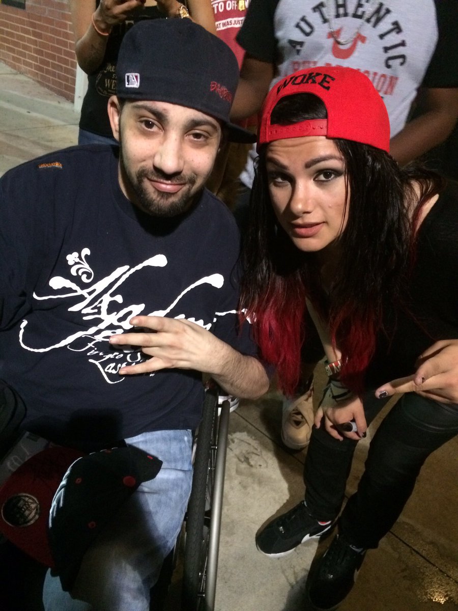 OfficiallyTripp's tweet photo. @SnowThaProduct #2014 and #2015 now Iโm counting down till #2017 on 11/5 @VibeHigherTour #ProductPusha #WokeFam #WokeTatted https://t.co/btRtdWtRga