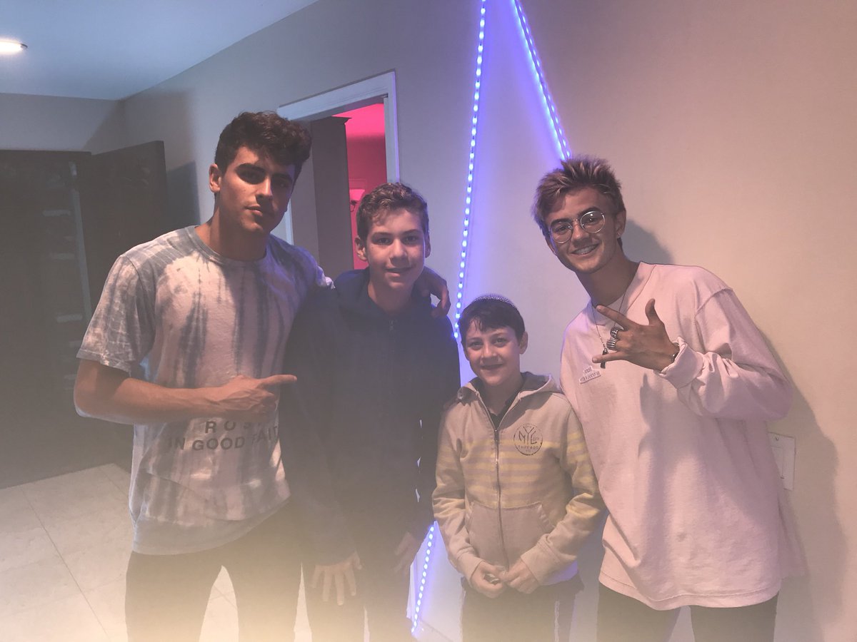 Hanging with the boys <a href="/CobySpiegel/">Coby Spiegel</a> <a href="/Donnyspiegel1/">Donny</a> <a href="/JackAndJack/">J&J</a>