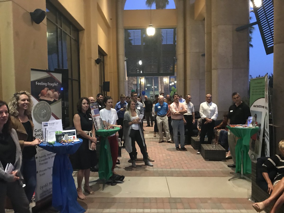 joshua_hoover's tweet photo. Awesome night at the #FLYPCares non-profit mixer! So inspired by all the amazing things happening in our community. https://t.co/cn9yYAlnMX