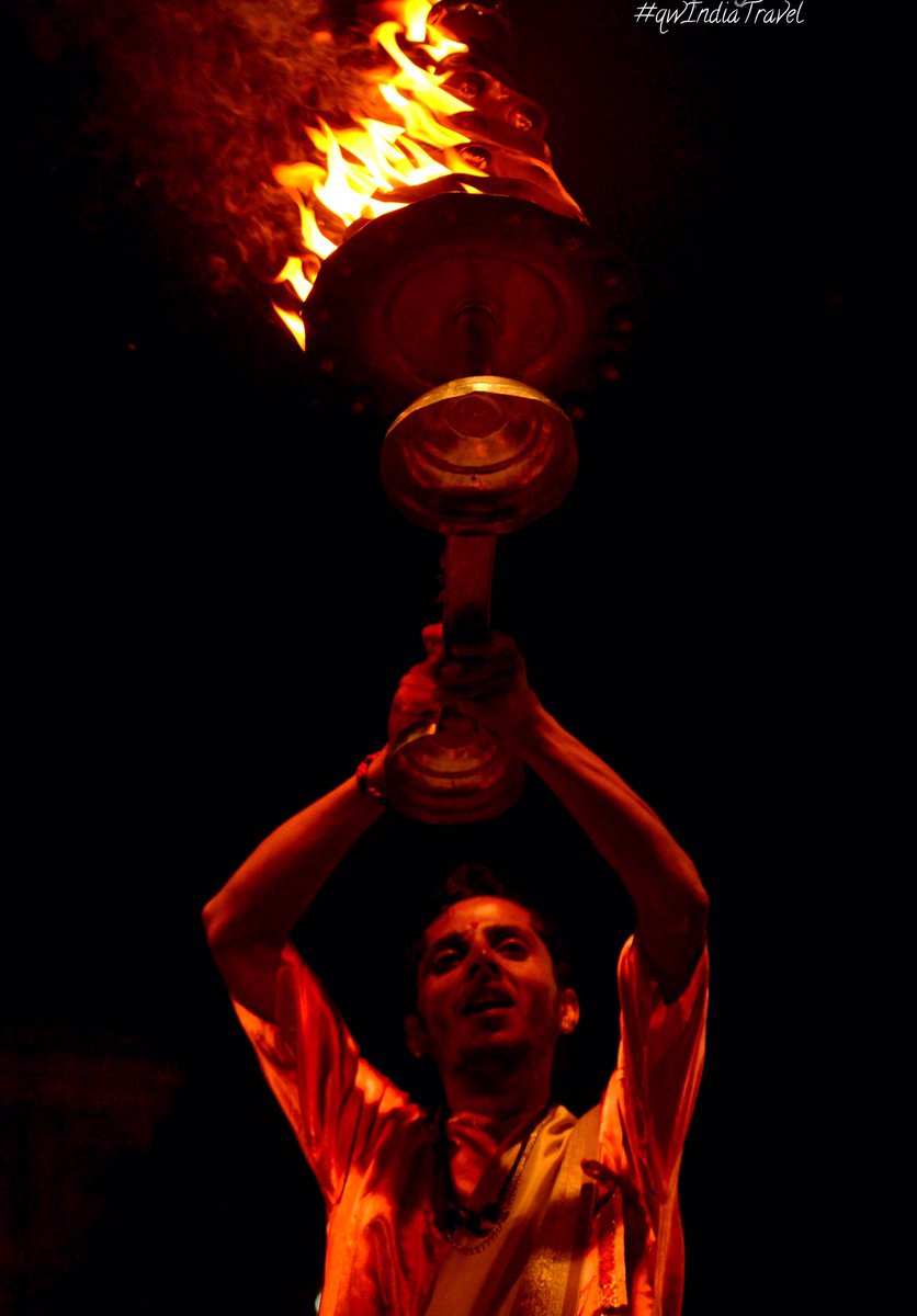 DivsiGupta's tweet photo. Day 282 On the Festival of Lights, some lit up scenes from the Ganga Aarti , #Varanasi  #QWIndiatravel #diwali #indiatravel #ttot https://t.co/vxkupUBi2k