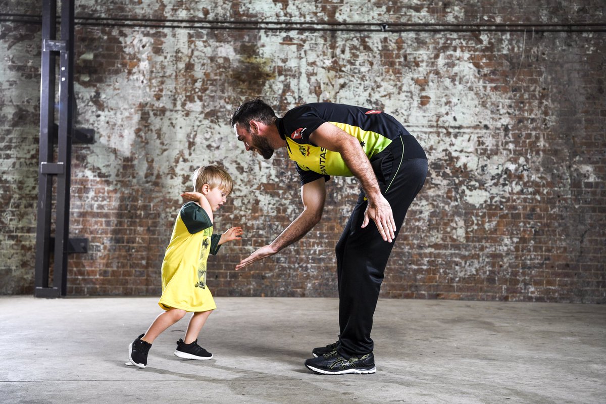 cemediaAU's tweet photo. Possibly best pic of the day @cemediaAU @ASICSaustralia Cricket kit launch this week @Gmaxi_32 @jbcallinan #imoveAustralia https://t.co/GjLa7YPVKx