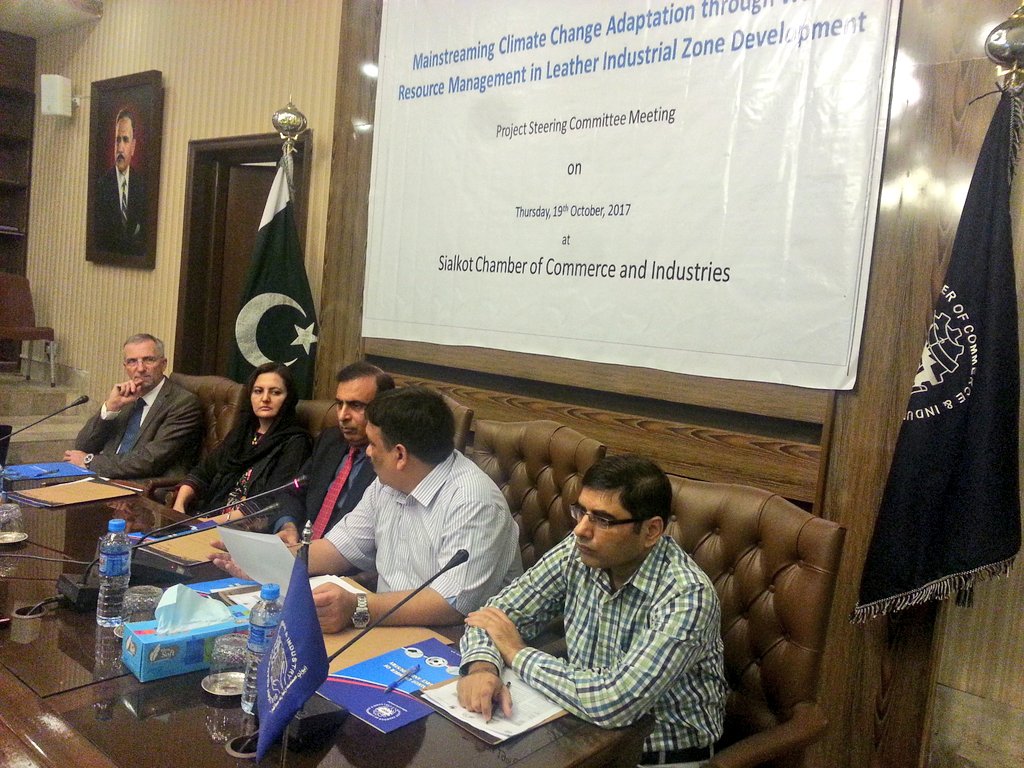 UNIDO_Pakistan's tweet photo. Mainstreaming #Climatechange #adaptation Water Resource #Management n #leather Industrial zone development @UNIDO @theGEF  #steeringcommitte https://t.co/4QUT1imFzW
