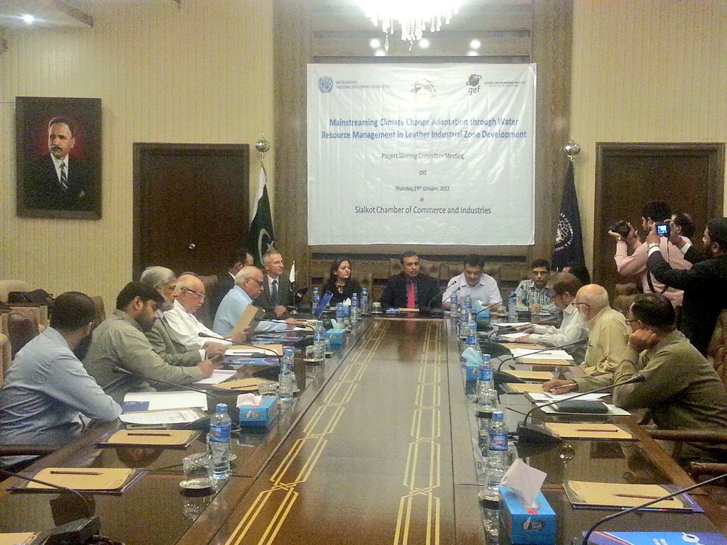 UNIDO_Pakistan's tweet photo. Mainstreaming #Climatechange #adaptation Water Resource #Management n #leather Industrial zone development @UNIDO @theGEF  #steeringcommitte https://t.co/4QUT1imFzW