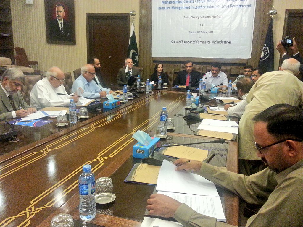 UNIDO_Pakistan's tweet photo. Mainstreaming #Climatechange #adaptation Water Resource #Management n #leather Industrial zone development @UNIDO @theGEF  #steeringcommitte https://t.co/4QUT1imFzW