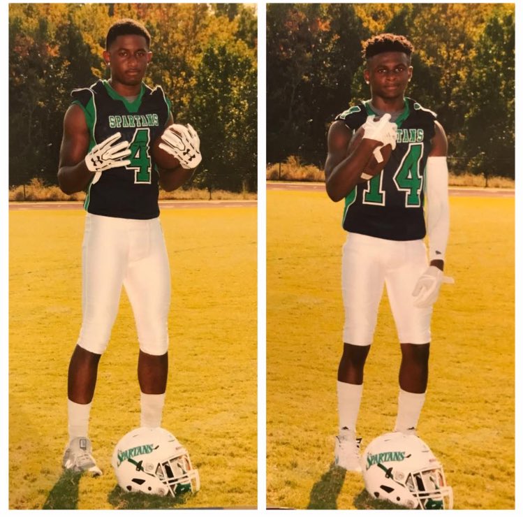 NikkiBJaxx417's tweet photo. @kameronblount4 @ogscrappy St. Charles Spartan Ballers' 2017 Season #VarsityStarters #4MyJr #14mySophomore #LovinMySons #ScholarATHs https://t.co/lCUkfSiY5F
