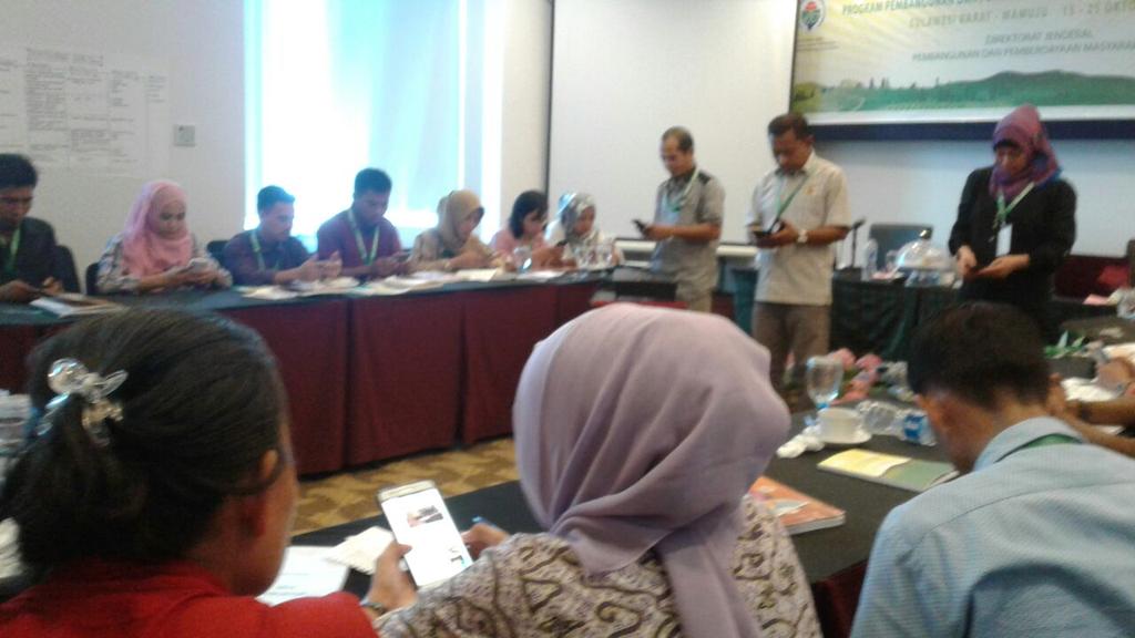 MomentUny's tweet photo. PelatihanPratugasPDTI#BhaktiPendampingDesa#ProvSulbar
@jokowi 
@EkoSandjojo 
@taufikmadjid71 https://t.co/F0t2BXhqtV