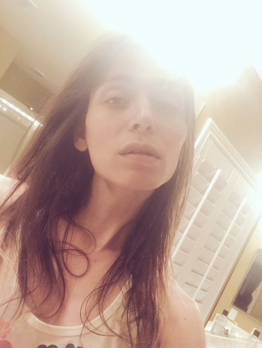 ✨✨Are you okay? You slipped and fell. I think this might be heaven. ✨✨ https://t.co/kv5vZVQEPv