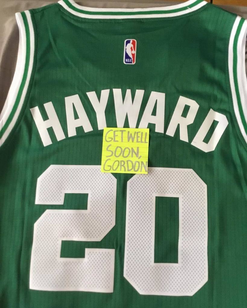 rubenalvin's tweet photo. Get well soon, pray for  @gordonhayward 🙏 https://t.co/FgKiRRceD7