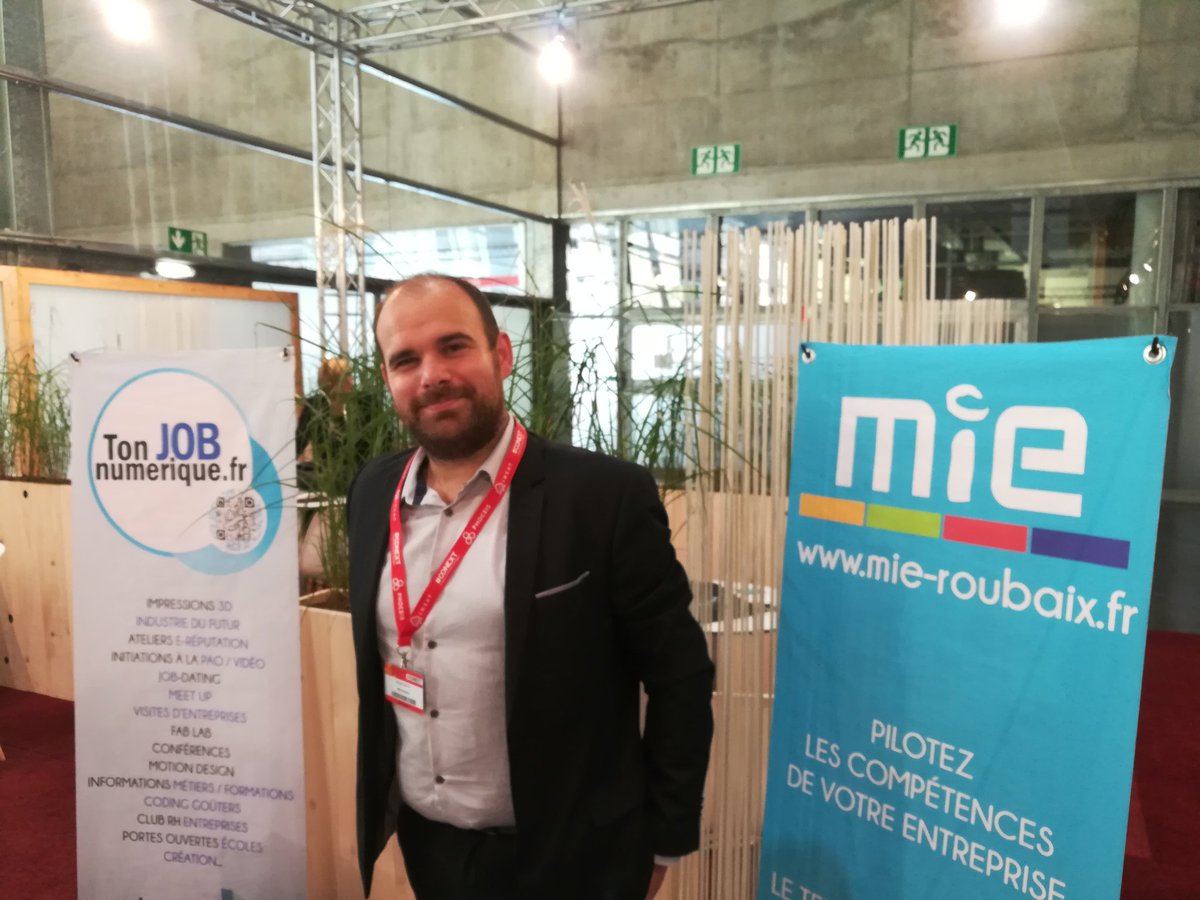 TonJOBnumerique's tweet photo. Venez nous rendre visite #conext2017 : côté job dating. N'oubliez pas votre cv ! #numerique #emploi #jobdating #PDN2017 https://t.co/YWEAXu9PXm
