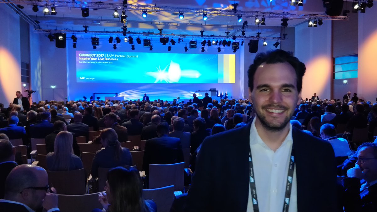 UserlaneHQ's tweet photo. Our co-founder Kai having a great time at the #SAPPartnerSummit 🙌😎 
#SAP #SAPPartnerFirst #SAPConnect2017 @SAPDACH #SAPMaxAttention https://t.co/myQvxRpjIk