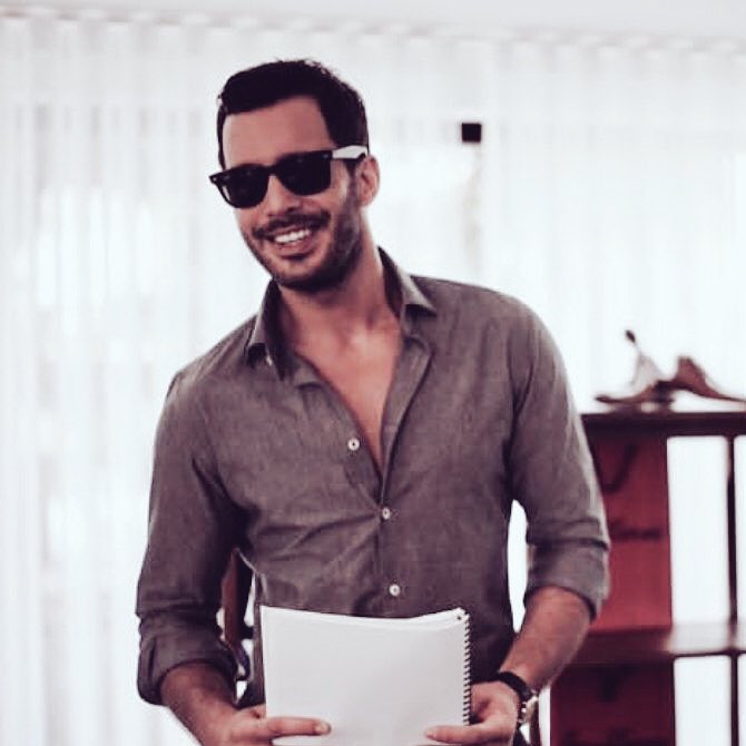 FofaUngle's tweet photo. His smile 😱😱😱
Keşke dünyanın bütün halleri senin gülüşün gibi olsa💙
#BarişArduç #ElçinSangu
#MutlulukZamanı #ElBar #AdMer #MerAda https://t.co/k4ZV8hnkxr