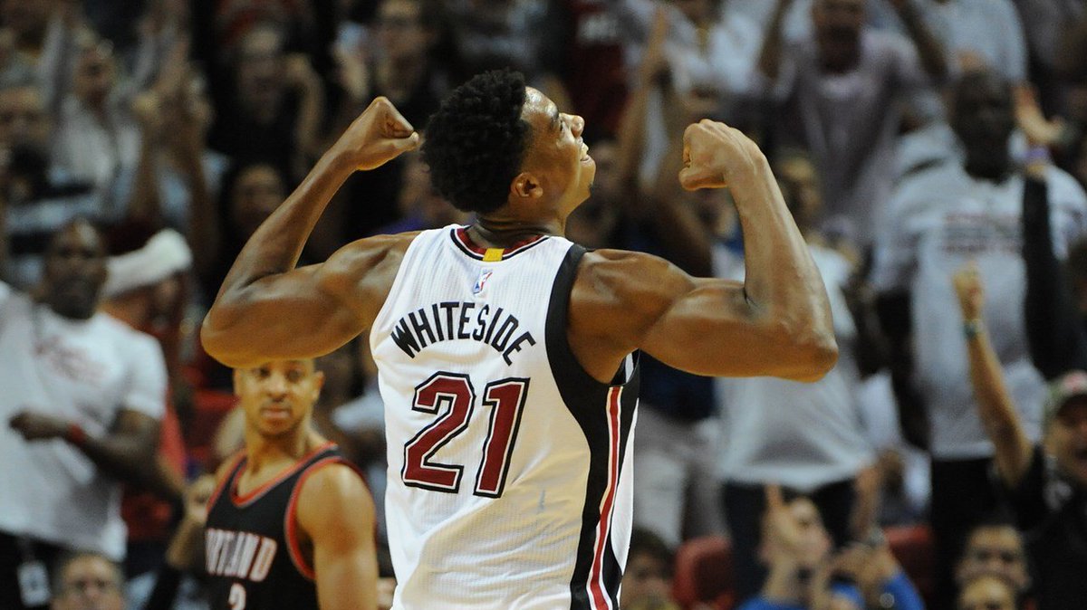 PapoDeNBA's tweet photo. Heat perdeu para Orlando, mas Hassan Whiteside foi o primeiro jogador desde 1983 a fazer 26 pontos e 22 rebotes num jogo de estreia https://t.co/ODerc0oe82