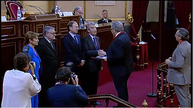 COITAVC's tweet photo. Enhorabuena a nuestro compañero Manuel García-Portillo @TECNIDEX x distinción trayectoria profesional #PremiosUP entregados hoy en el Senado https://t.co/uTOpRc6gWI