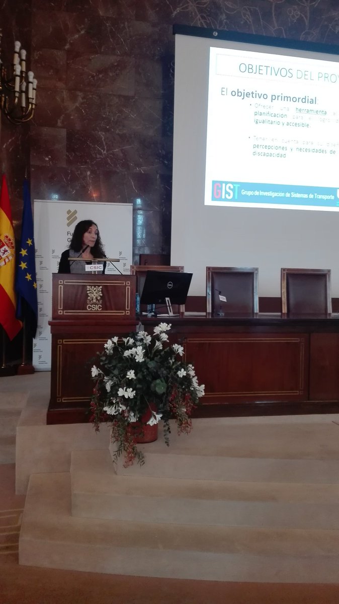 FGCSIC's tweet photo. Con Rosa Barreda @unican termina la 1° ronda de presentaciones de #ProgramaCOMTE @FGCSIC con participación de 13 investigadores. Volvemos https://t.co/29CdL7zm5t