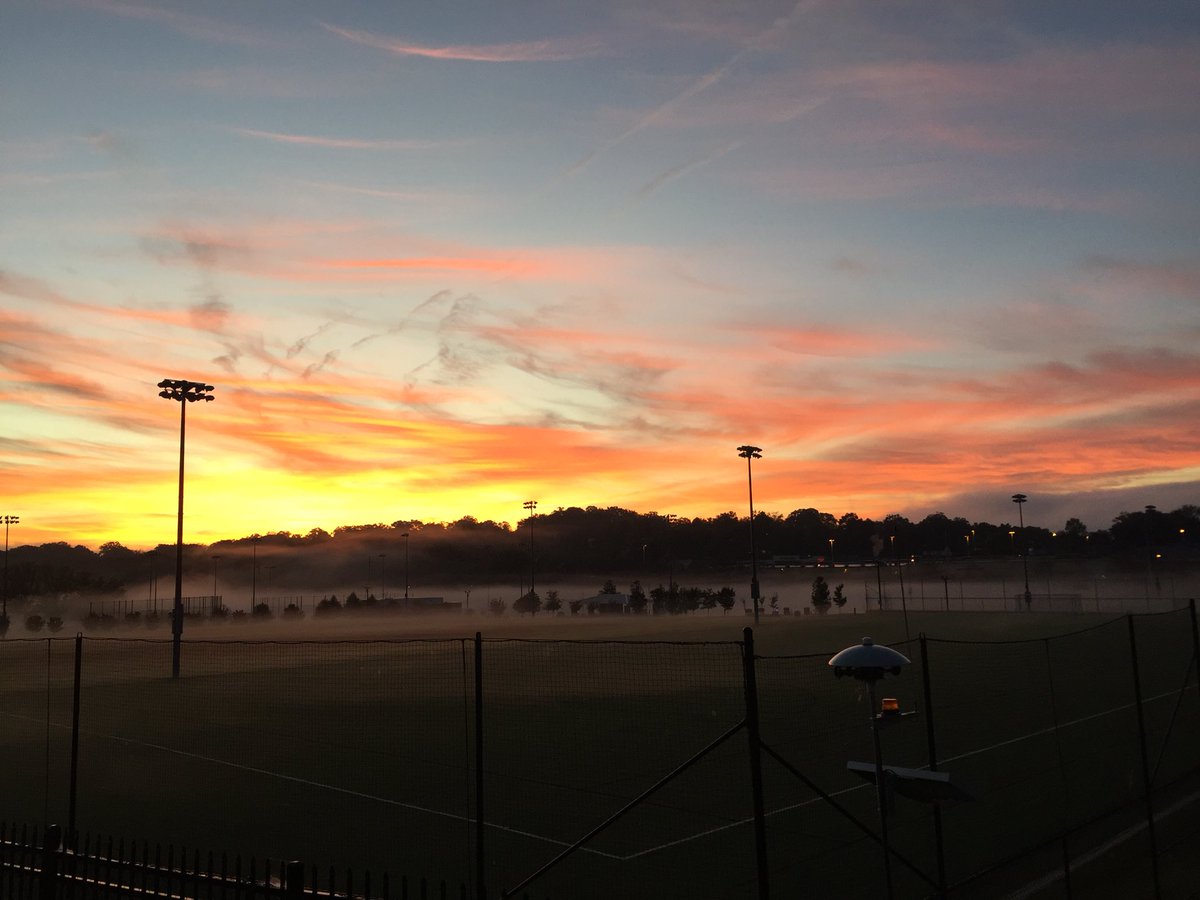 tomwolf58's tweet photo. Best time of the day! https://t.co/9s5QkyoOmJ