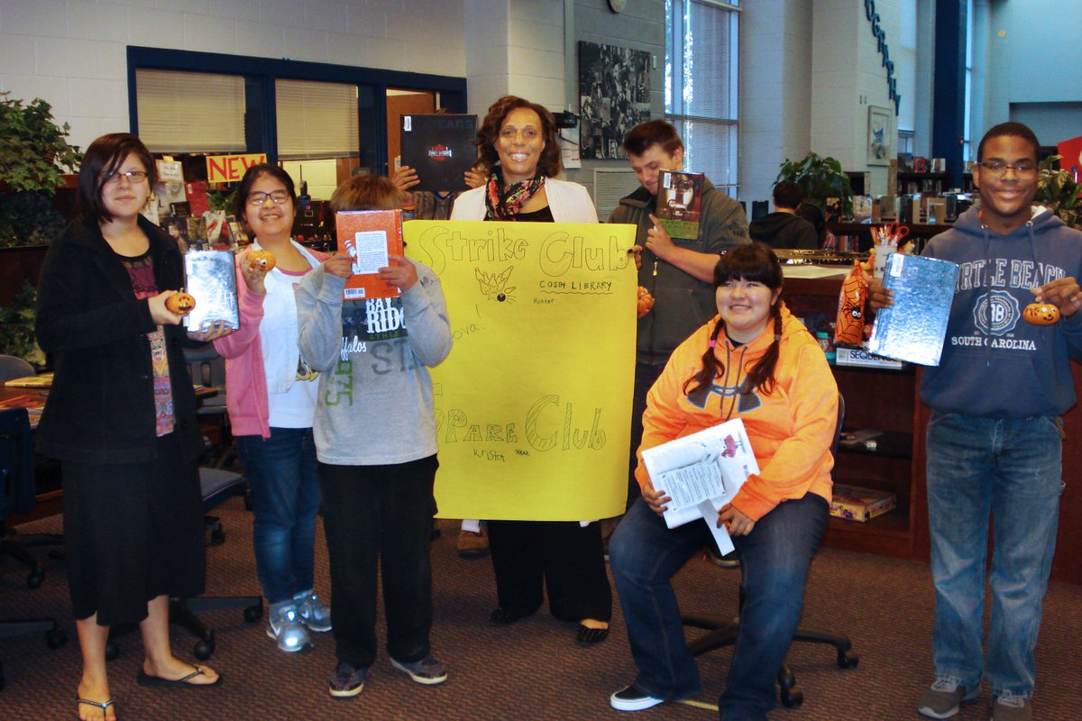 CosbyLibrary's tweet photo. Painting ghoulish pumpkins and bowling for Agatha Christie. Cosby students scaring in the season! https://t.co/h55H0Gfvzy