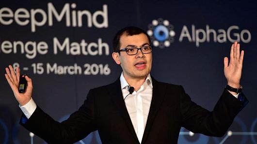 Ai_technology's tweet photo. DeepMind’s Go-playing AI doesn’t need human help to beat us anymore #DeepMind #AlphaGo #previousversions https://t.co/qOmLIi5vjN https://t.co/1a46pkJ27d