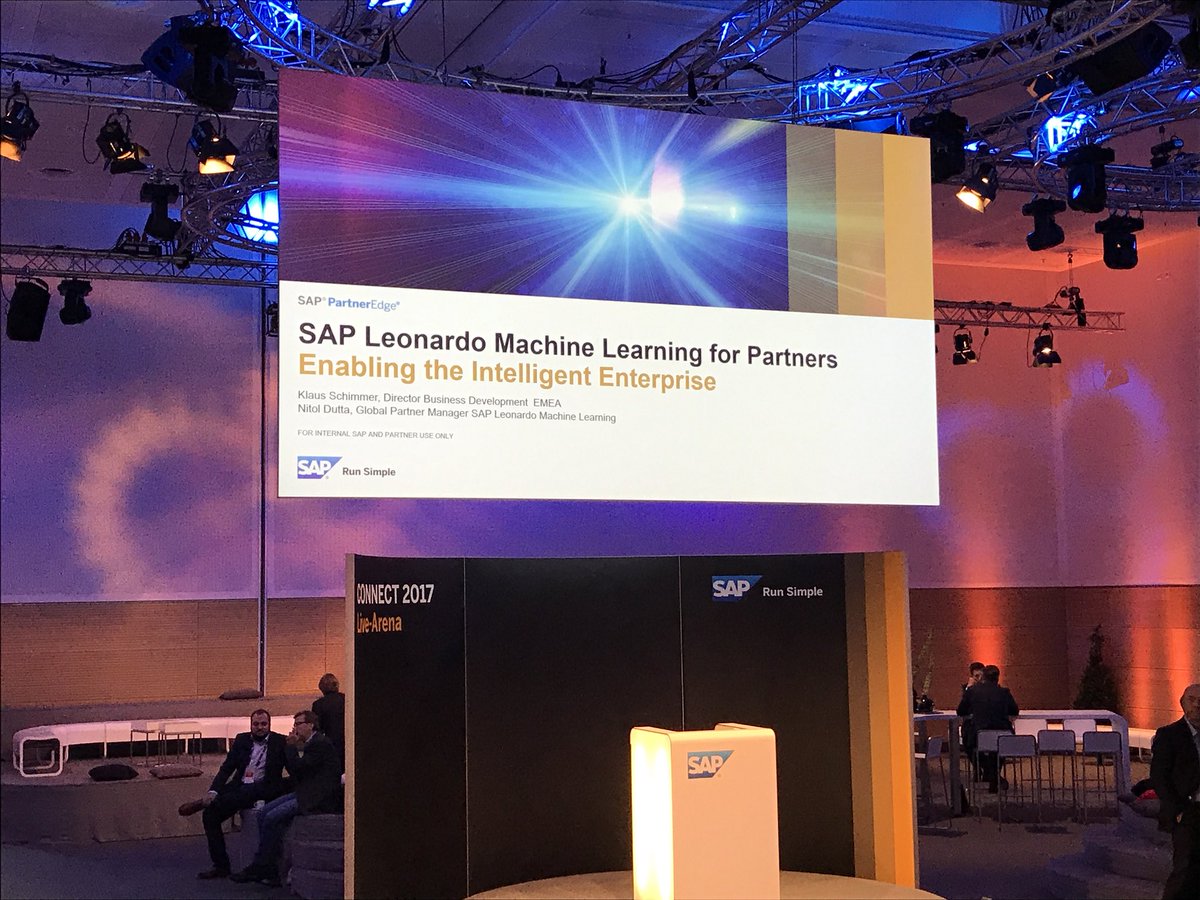 bimanu_wire's tweet photo. es geht weiter - Thema SAP Leonardo Machine Learning. #sapleonardo #sapconnect2017 https://t.co/OIpUFyanh7