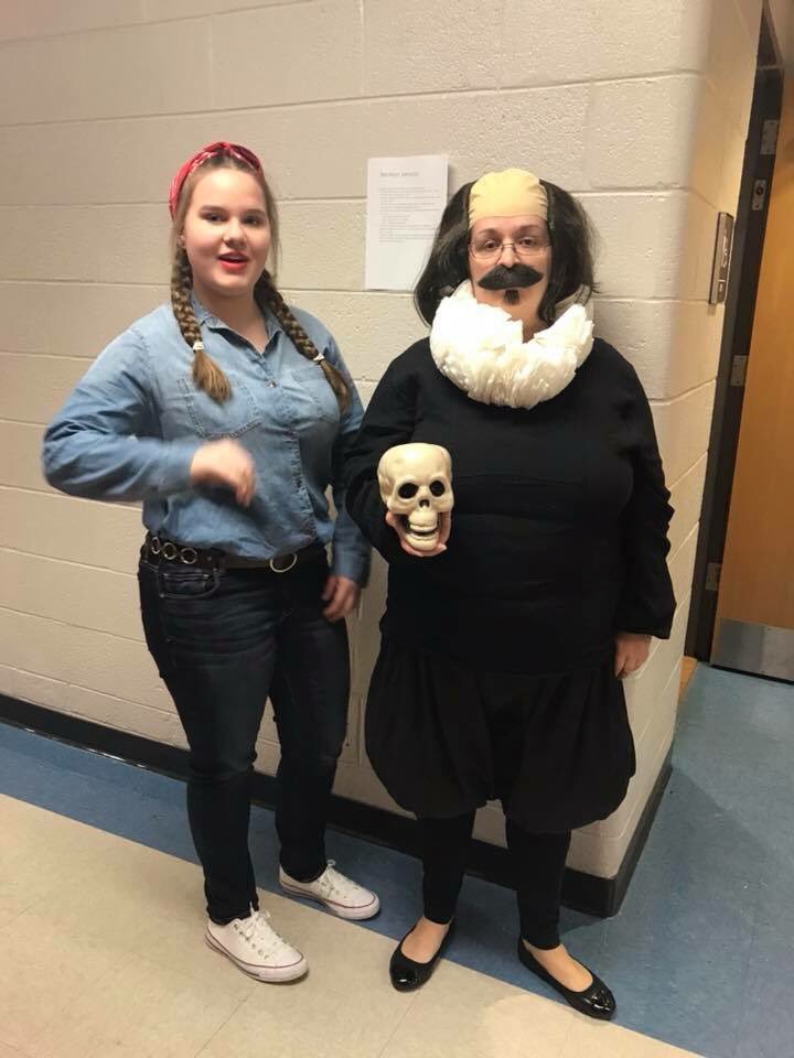 riversideviking's tweet photo. RHS SPIRIT WEEK SHOTS https://t.co/rgEWzWcNOe