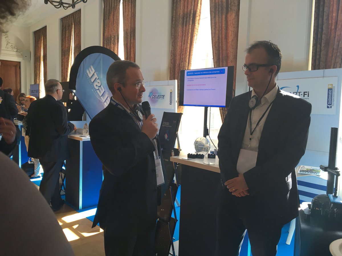 Pole_Systematic's tweet photo. .@MarcBourgarel assure la visite de l’allée des #ChampionsSPR, des #PME que @Pole_Systematic suit et accompagne depuis des années ! #JAP2017 https://t.co/mcDNyFThKv