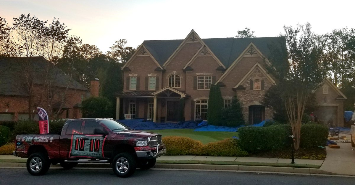 1010contracting's tweet photo. Early morning start on this 80 square monster roof. #1010 #stormdamage #preferredcontractor #rooftop #morning #thursday #atlanta https://t.co/Z1aFGDcQjW