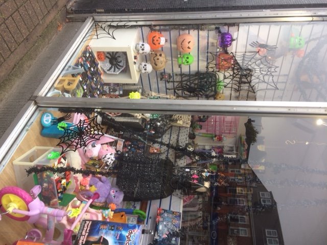 tracygld's tweet photo. come and see our Halloween display at Ashford surrey shop in the high street https://t.co/Vy5pM4WYuQ