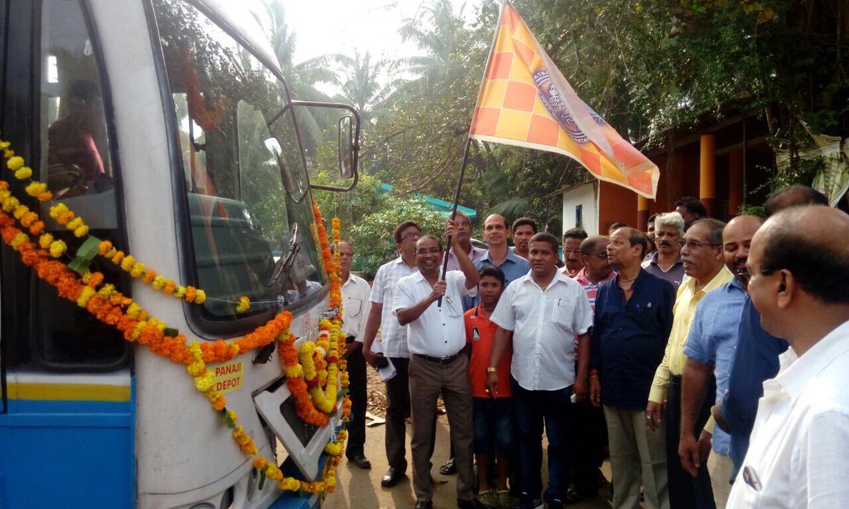 vinod_palyekar's tweet photo. Launched Kadamaba Bus Service to Connect Sodiem Village Panchayat to State Capital Panaji .@Goaforwardparty @VijaiSardesai #SiolimForward https://t.co/41z4WWoejG