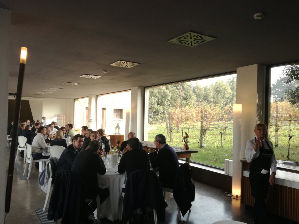GiuliaRamera's tweet photo. #NSP17 #customer #event #business #lunch #bersiserlini @COMTELSpa @ALUE_Italia https://t.co/ISzshjPz7J