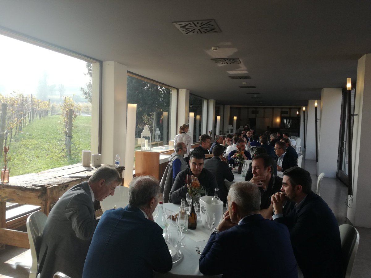 GiuliaRamera's tweet photo. #NSP17 #customer #event #business #lunch #bersiserlini @COMTELSpa @ALUE_Italia https://t.co/ISzshjPz7J