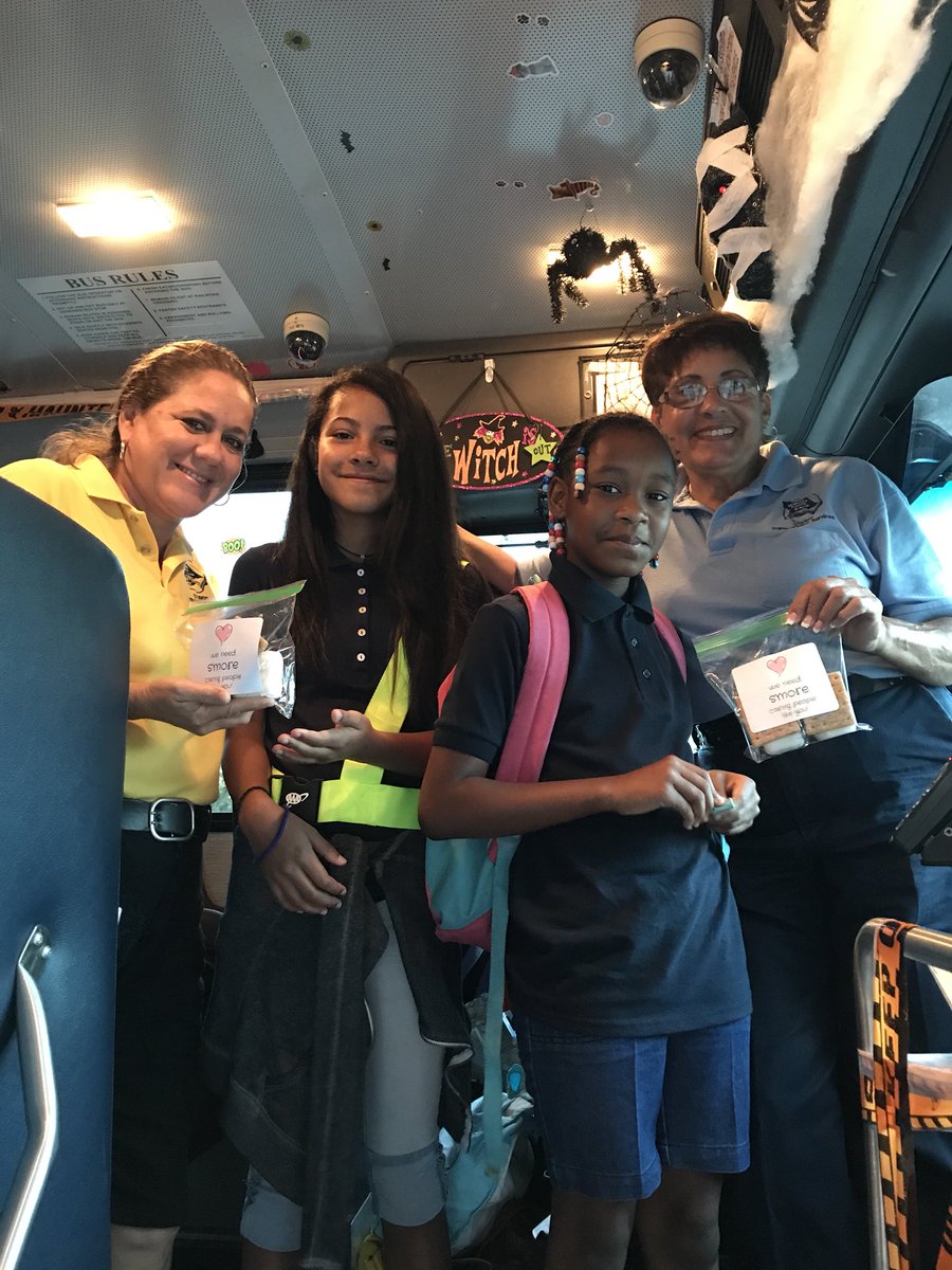 tmmadiso's tweet photo. Bus Driver Appreciation Week! We need smore caring people like you! @PrideLionsVCS @CarrieKorkus @JamieRob06 https://t.co/slkmMOmEXu