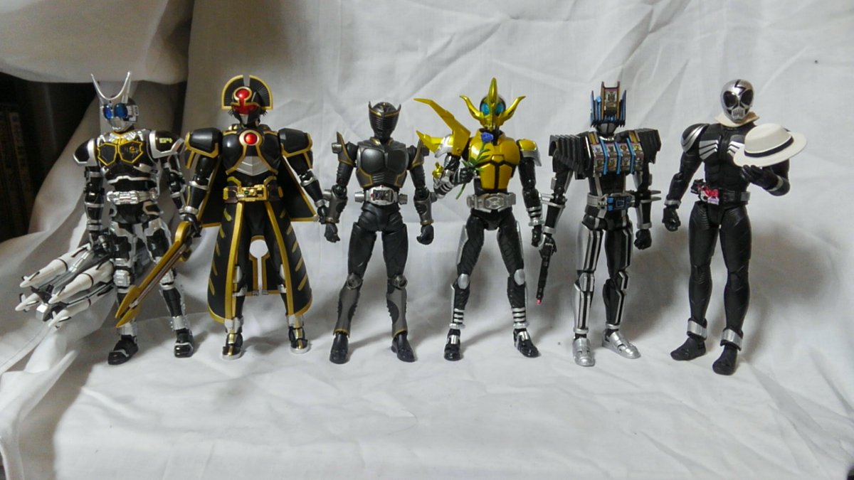 いも男爵 در توییتر スペシャルサービス 仮面ライド劇場版 ディエンドcfの必殺技も去年発売のオーガでようやくここまで揃った この並びもコンプリートしたいので 仮面ライダーグレブ 歌舞鬼もよろしく Tamakoe 仮面ライダーディエンド 仮面ライダー