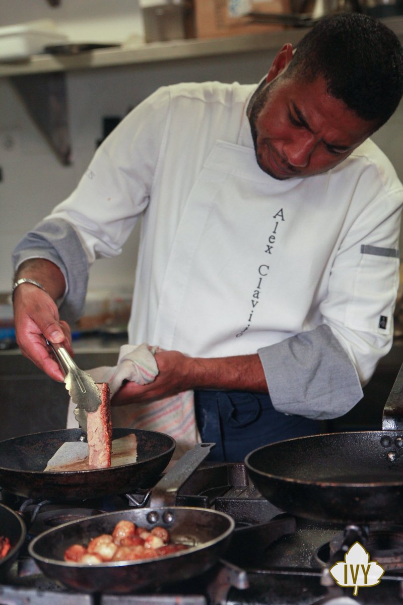 IvyRestoLounge's tweet photo. Nuestro chef @AlexTopChef es uno de los seis grandes cocineros que participarán hoy en el exclusivo evento #SecretTasting de @atrapalo 🍴😀 https://t.co/GPEk66uXvp