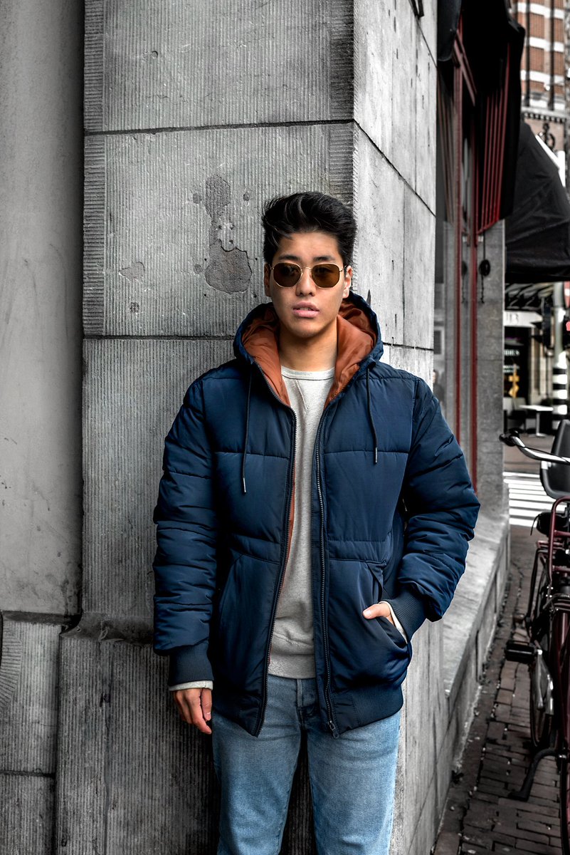 hmnetherlands's tweet photo. Keep your cool, but stay warm! Net als @howareyoujason #MyDayMyJacket Shop via: https://t.co/N9lR67C8H5 of kom langs in een #HM winkel! https://t.co/AxjPZiOHdg
