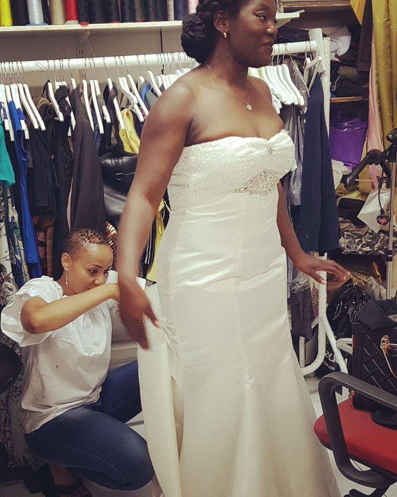 NoOneFamous_'s tweet photo. A 2 week emergency #weddingdress with added smiles, calm and a bit of #bling for her #special day! #NoOneFamous https://t.co/mp0ZTxzVAR