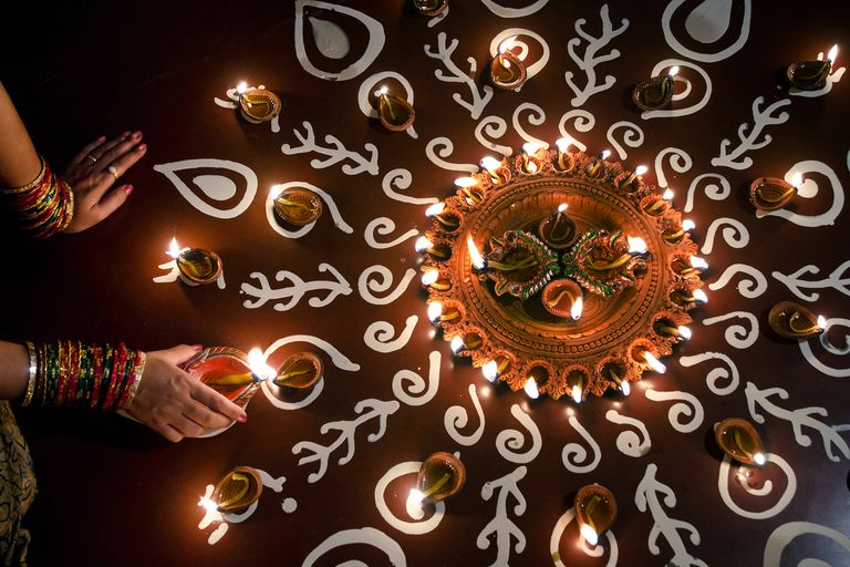 ginzug's tweet photo. HAPPY DIWALI ALL OF MY INDIAN FRIENDS !!!!!!!! STAY BLESSED.. https://t.co/nTqHgv1ov3