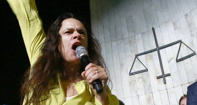 Reprovada em concurso, Janaina Paschoal acusa USP de perseguição blog.tudoparaconcursos.net/noticias/repro…