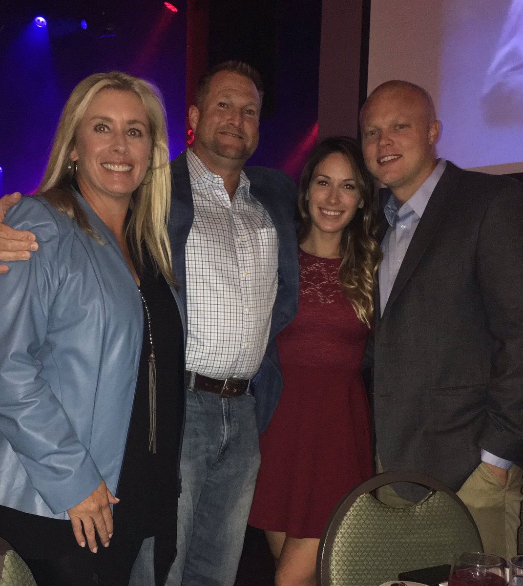 zdutton13's tweet photo. Great times at the Waltrip Brothers' Dinner! #wbcc @WaltripBrothers @dennyhamlin @MW55 @zdisolutions #physiciansforeveryoung #golftime https://t.co/m9qfulxVdj