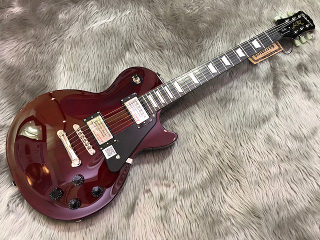 島村楽器 イオンモール秋田店 V Twitter エレキギター 島村楽器限定販売 Epiphone Les Paul Studio Deluxe 入荷 Lp Studioを元に カバードpu 台形ポジションマーク クルーソンタイプペグを採用 ギブソンに近い仕様でカッコイイ T Co Zsaxerpyej