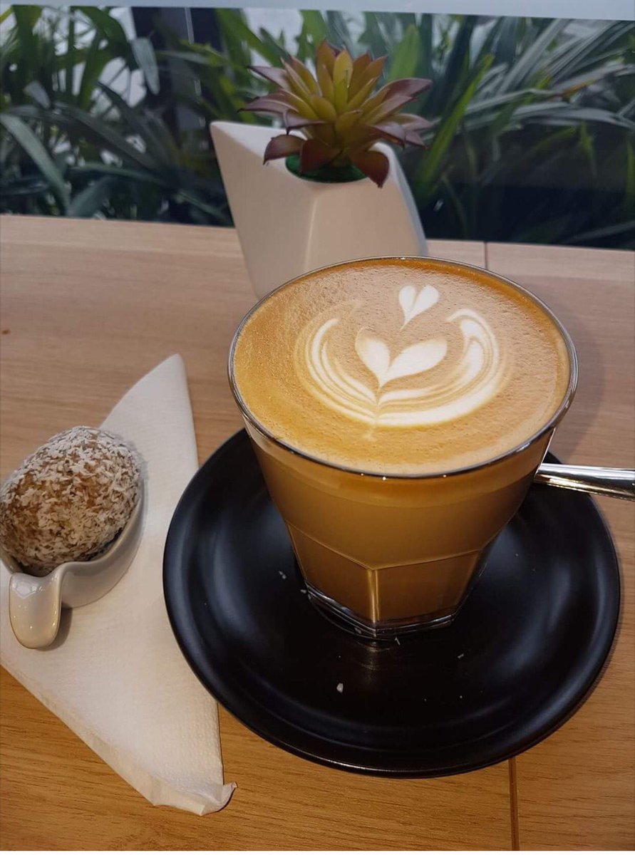 HelenaJaffar's tweet photo. Loving my new cafe..
Come check it out, 2-4 new street Nerang 💕💕
#helenasespresso #tobysestatecoffee https://t.co/KOuW30ZXZd