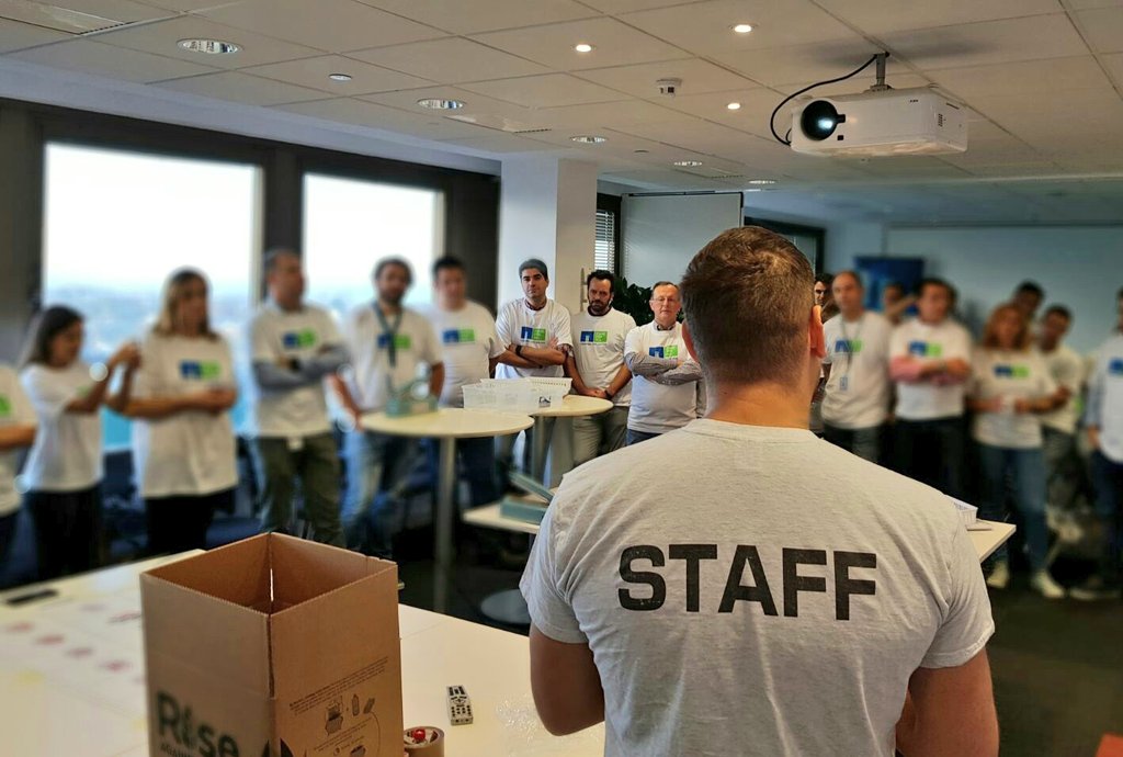 NetApp_es's tweet photo. Comenzamos! Hoy sacamos nuestro lado más solidario. Todo listo para #foodforall para @Rise2030 #NetAppsolidaria allá vamos https://t.co/LYqqIIzJpZ