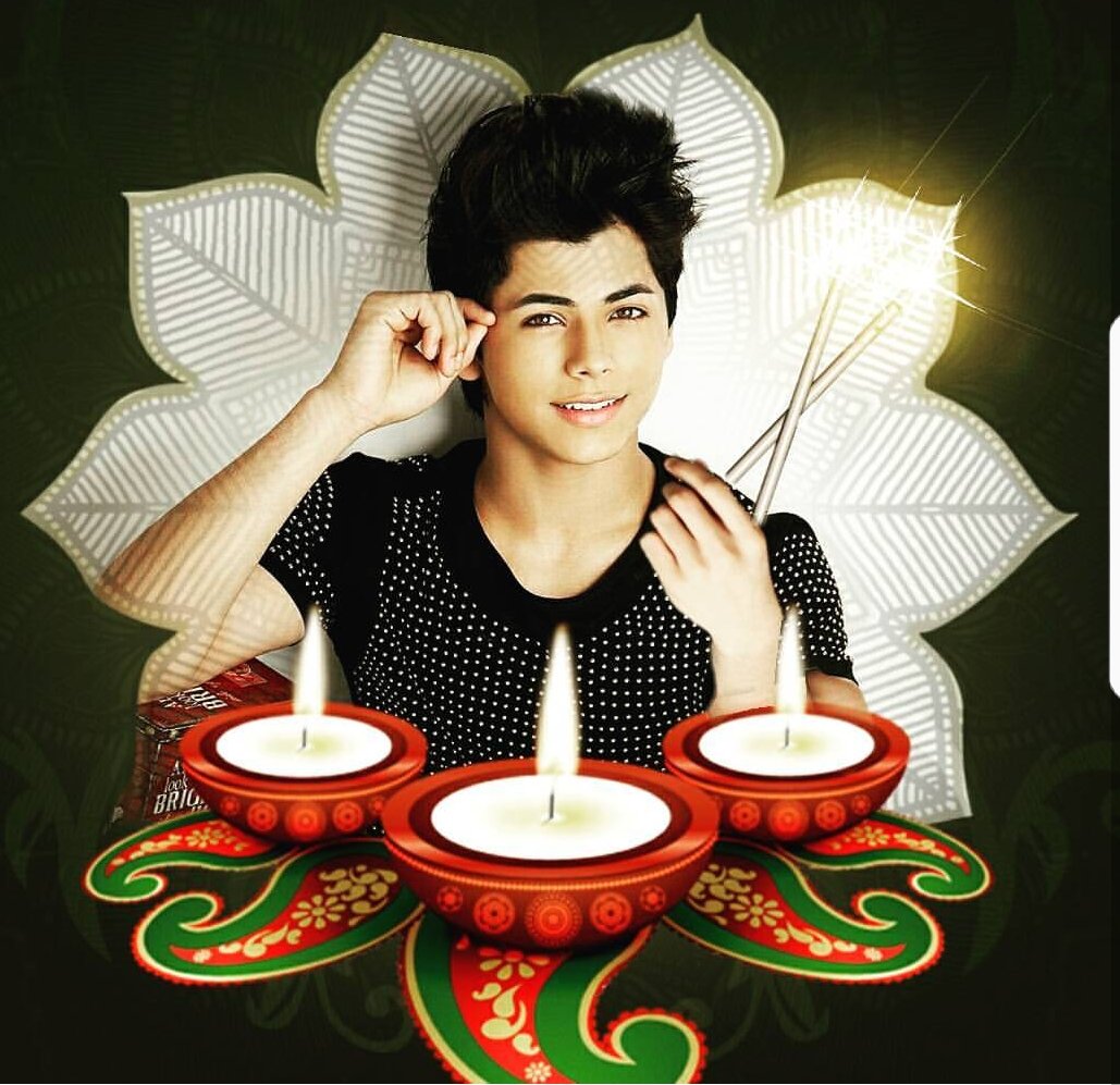 #HappyDiwali